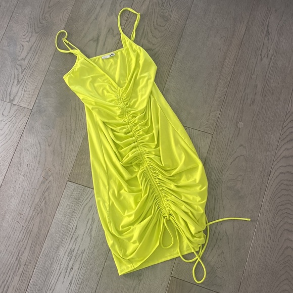 FASHION NOVA Lime Dress - Picture 5 of 5